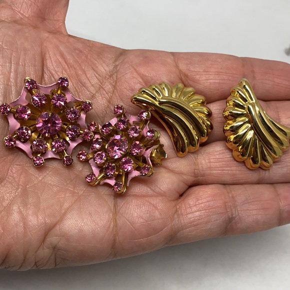 Group lot of vintage non-pierced earrings - Picture 15 of 15